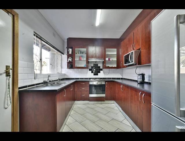 5 BEDROOM HOUSE FOR SALE IN TULISA PARK